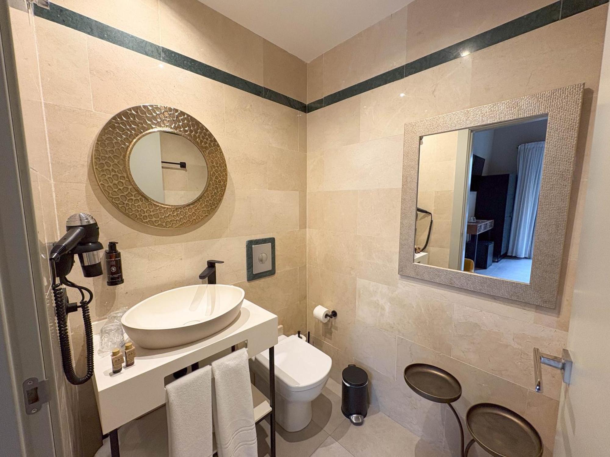 Akla Hotel Μπανταχόθ Εξωτερικό φωτογραφία